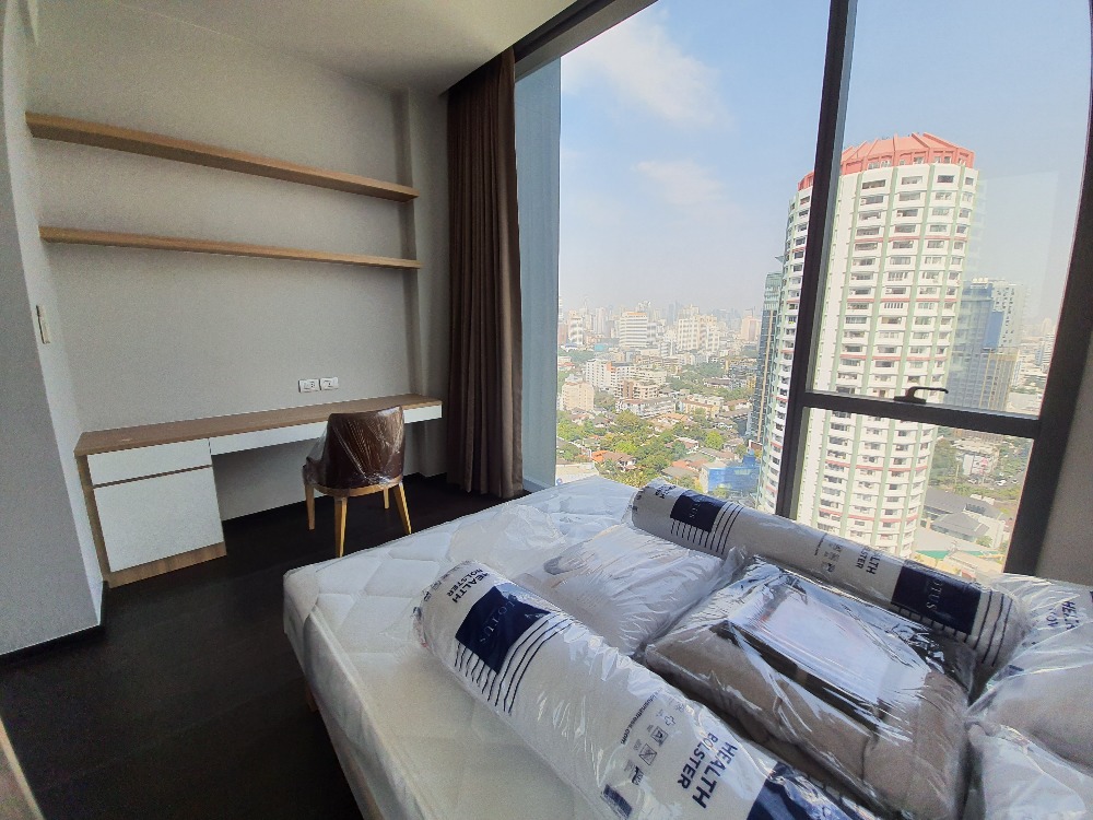 For Rent 2 bedrooms LAVIQ Sukhumvit 57 Luxury Condo High floor Near BTS Thonglor Ready to move in