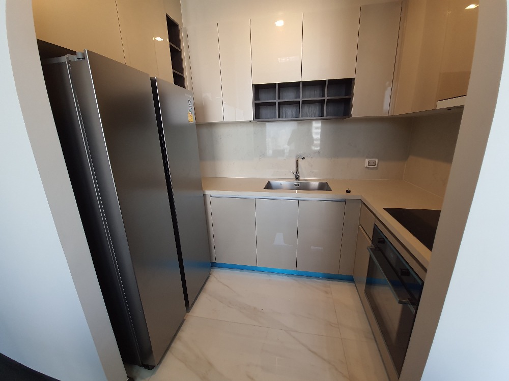 For Rent 2 bedrooms LAVIQ Sukhumvit 57 Luxury Condo High floor Near BTS Thonglor Ready to move in