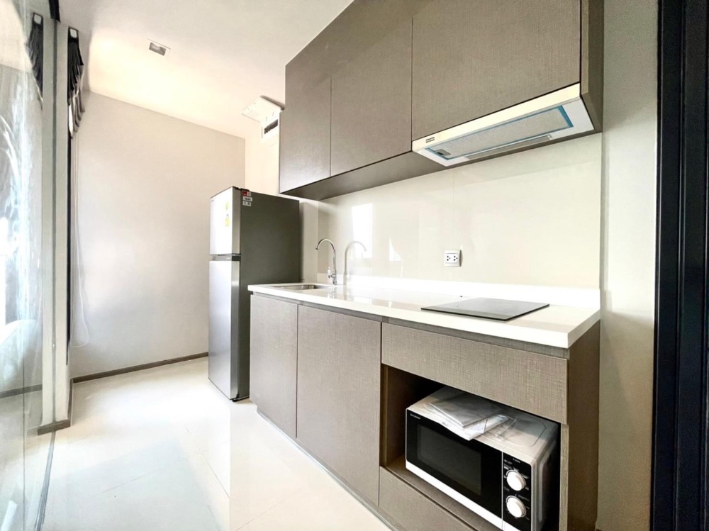 For Rent 2 bedrooms Life Ladprao Valley High floor Condo Near BTS Skytrain Lat Phrao Intersection Fully furnished Ready to move in