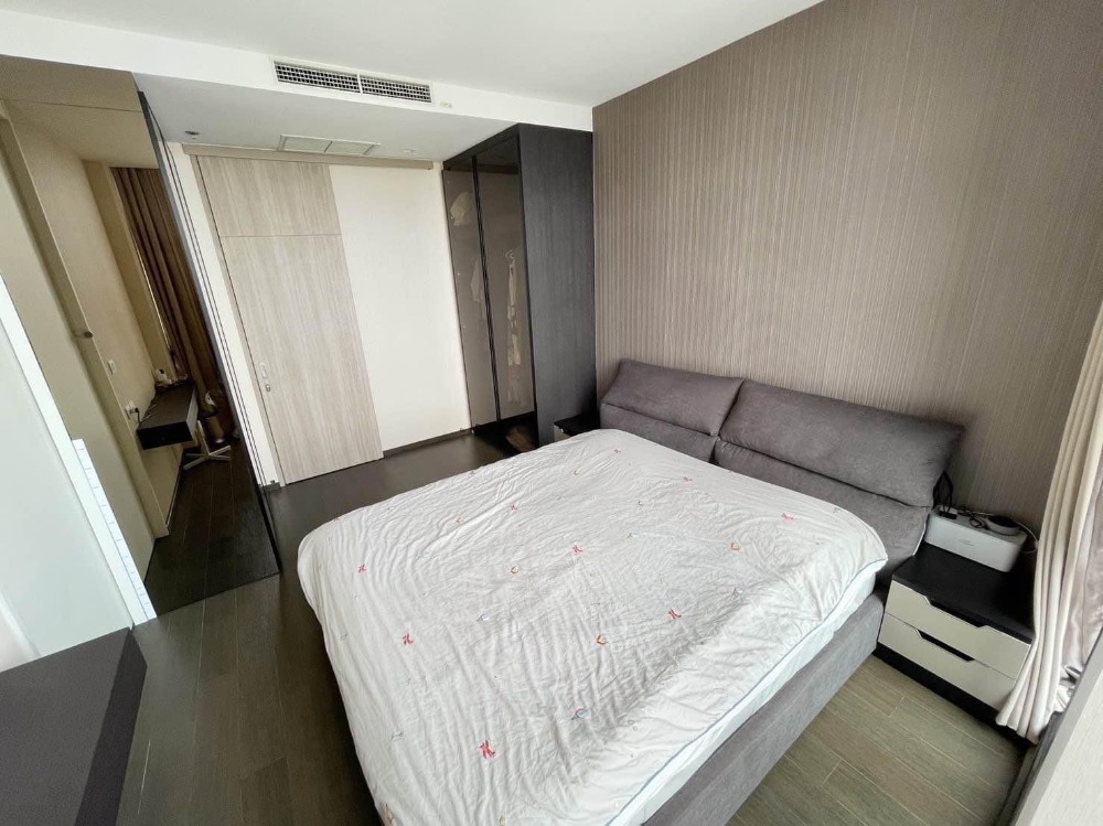 For Rent 2 bedrooms Noble Ploenchit Condo High floor with Elevator private Near BTS Ploenchit Fully furnished Ready to move in