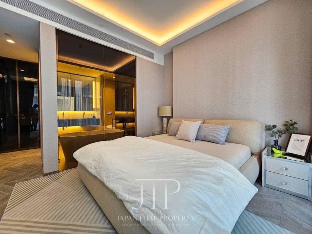 For Rent 1 Bed 1 Bath The Estelle Phromphong Luxury Condo High floor  Near BTS Phromphong Fully furnished Ready to move in