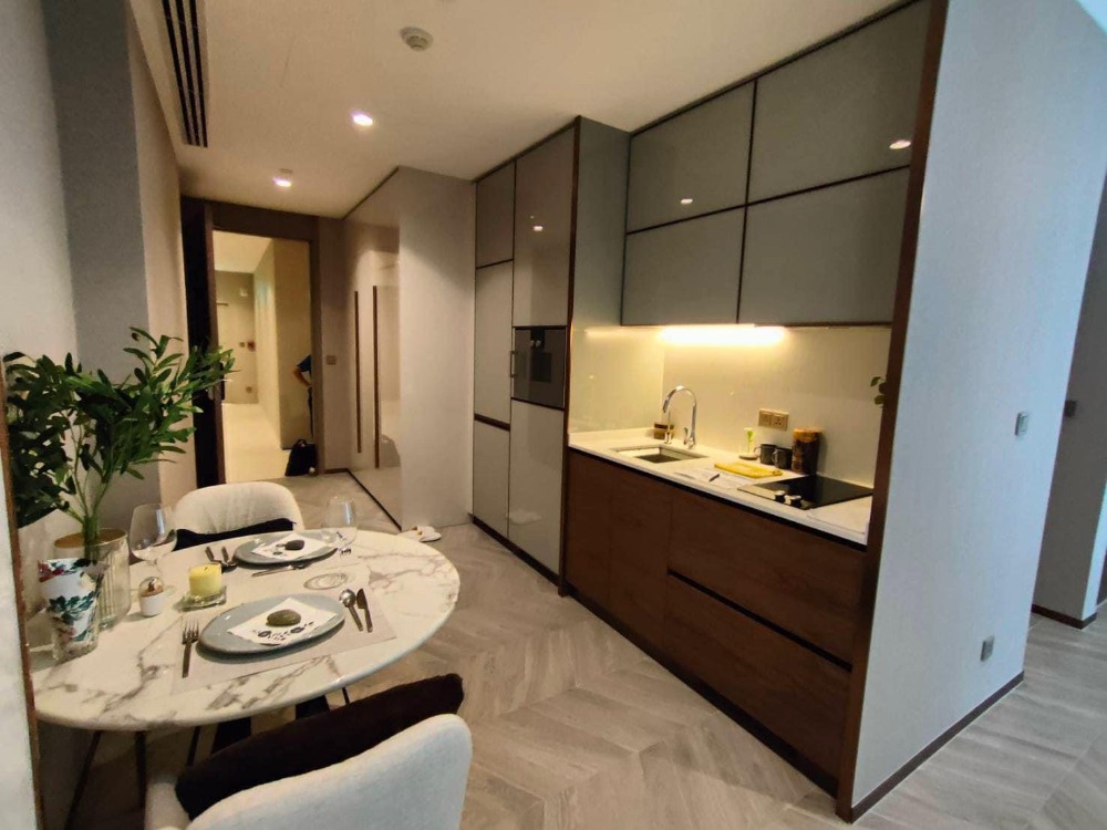 For Rent 1 Bed 1 Bath The Estelle Phromphong Luxury Condo High floor  Near BTS Phromphong Fully furnished Ready to move in