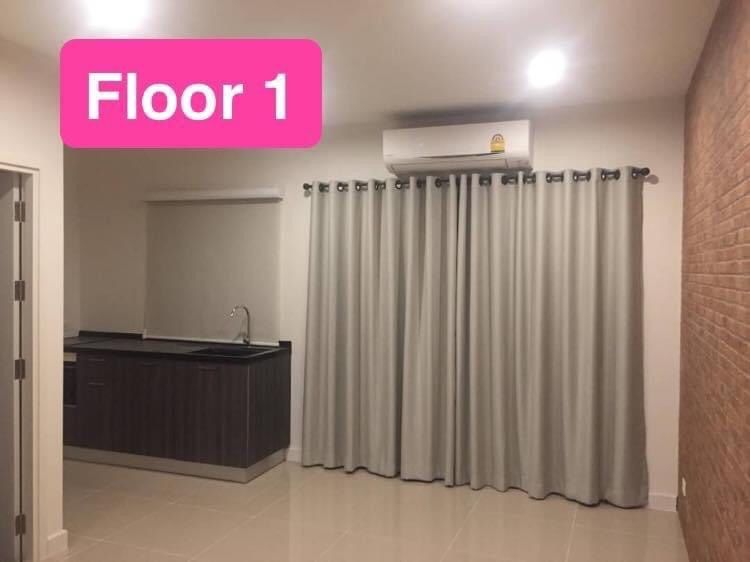 For Rent Patio Srinakarin Rama 9 .ให้เช่าทาวน์โฮม บ้านหลังริม 3นอน 3น้ำ 3ชั้น, วิวสนามกอล์ฟ, ใกล้สแตมฟอร์ด, นวมินทราชินูทิศ