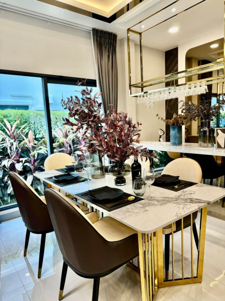 For sale detached house 4 bedrooms at The city bangna Luxury House Corner unit near Mega Bangna Fully furnished Ready to move in Sale 29,000,000 THB