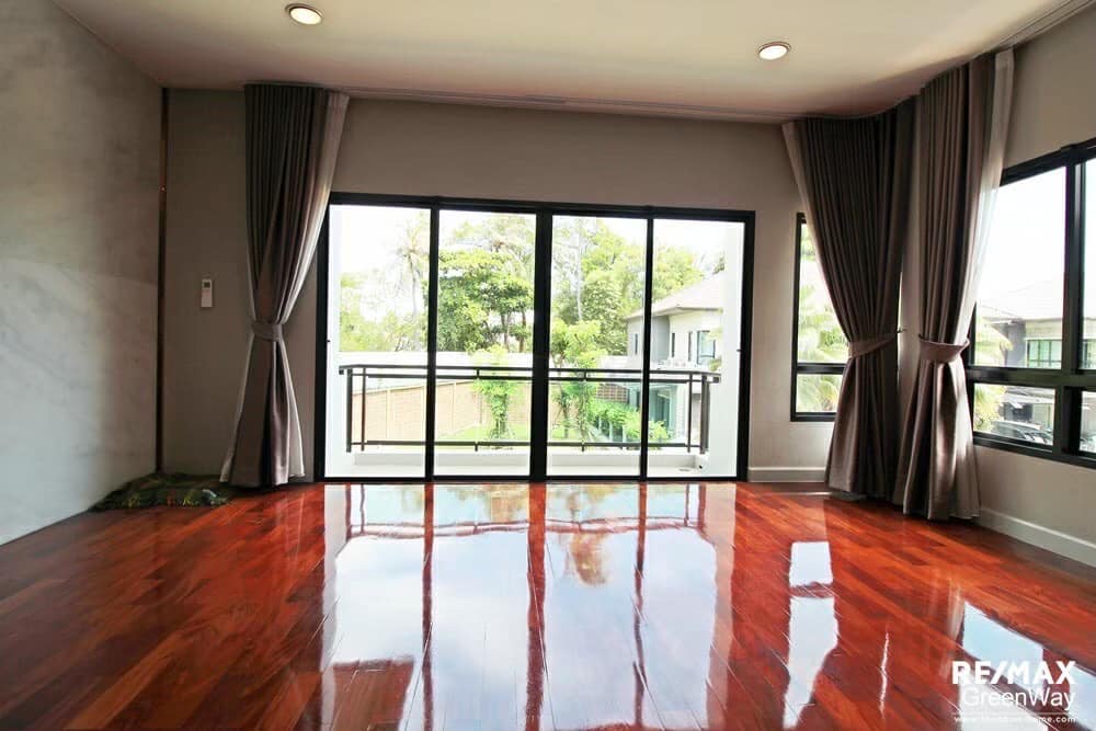 For sale detached house 4 bedrooms at Grand Bangkok Boulevard Sathorn luxury house near BTS Bangwa Fully furnished Ready to move in Sale 21,600,000 THB