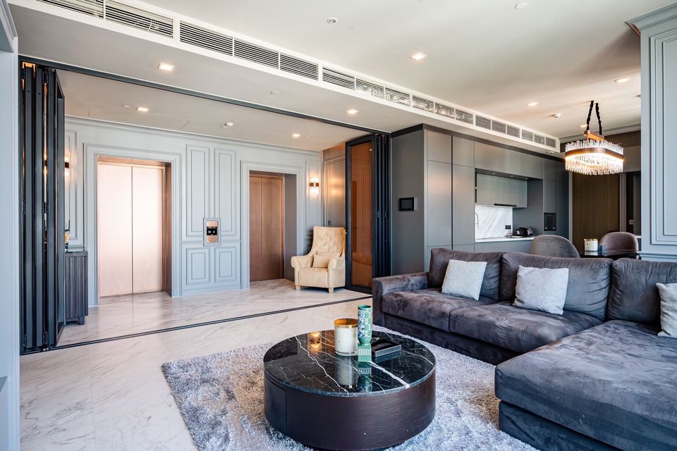 For sale condo 2 bedrooms at The Monument Thonglor Luxury condo Near BTS Thonglor Ready to move in Sale 43,000,000 THB.