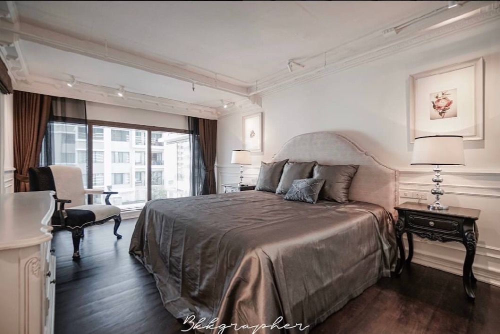 For Sale: Condo, The Emporio Place Sukhumvit 24, 3 Bedrooms /3 Bathrooms *Duplex Corner Luxury Loft Unit /Ready to move in*