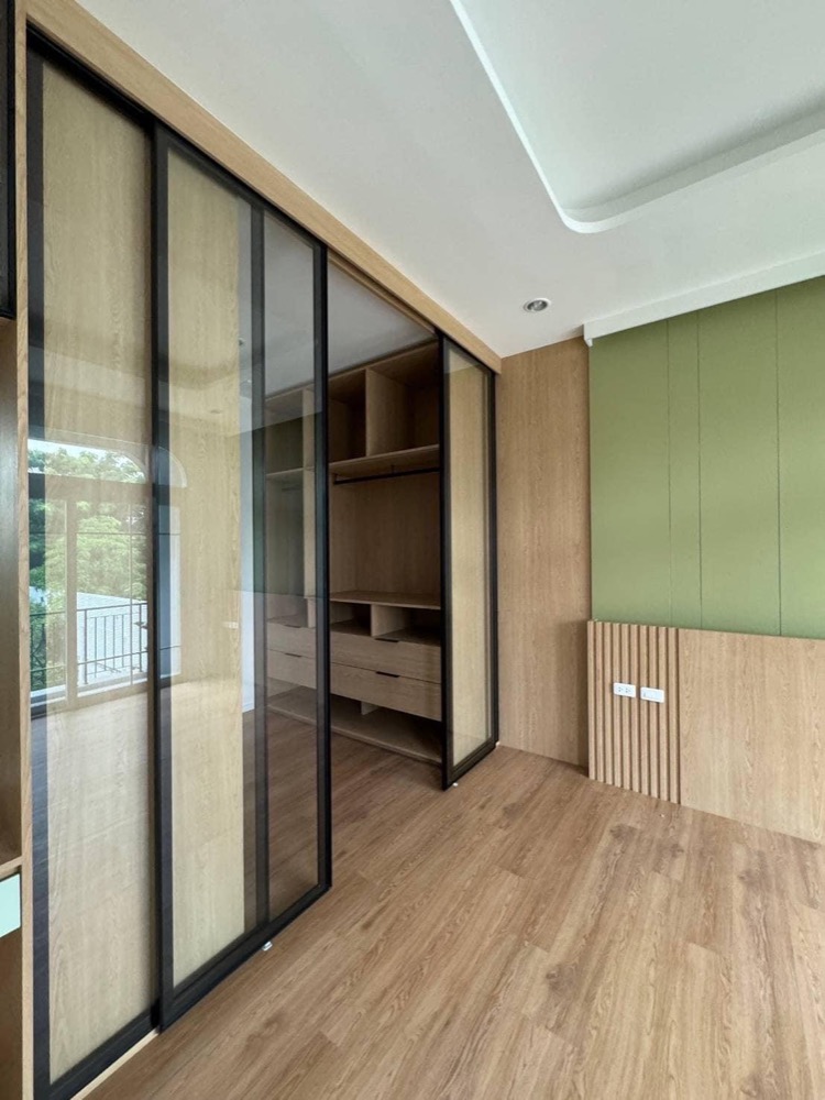 For Rent: Detached House, Grandio Sathorn, 4 Bedrooms /4 Bathrooms *Fully Furnished /Pet Friendly* Ready to move in